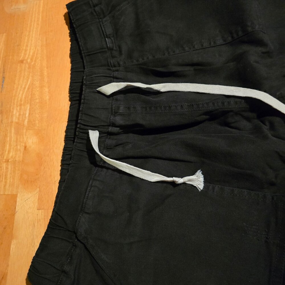 Distressed Denim Jogger Pants – Size XXL